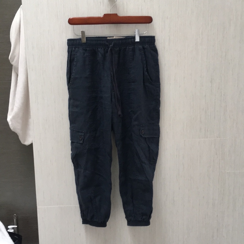 Capri Cargo pants w drawstring + elastic waistband - Picture 2 of 8